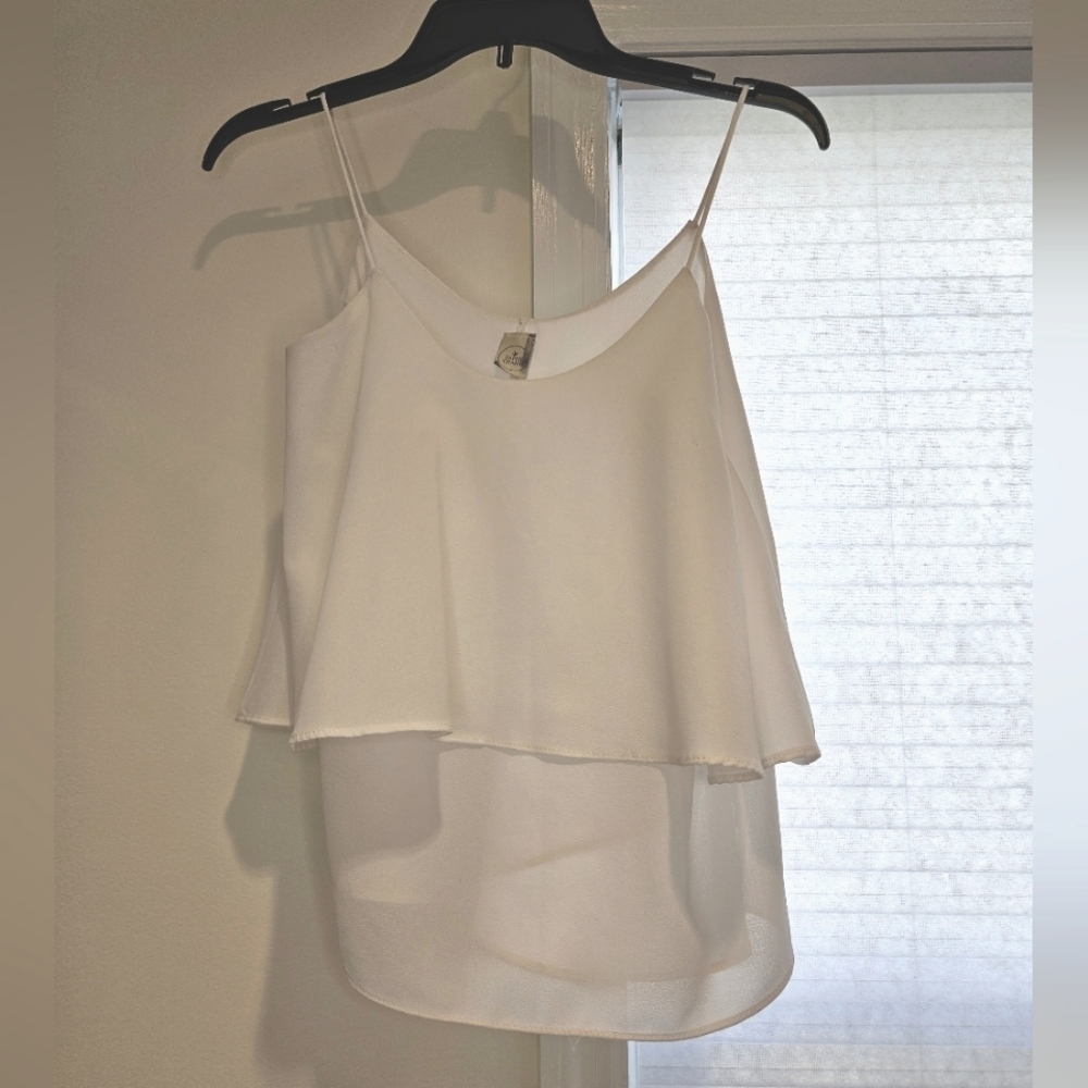 Paper crane white layered tank top in white size small